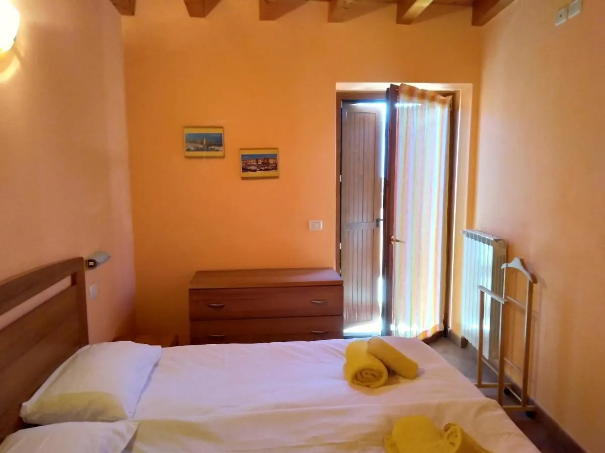 Apartment Ferienwohnung Ulivi Sul Garda Garden By Gardadomusmea Tremosine Italien